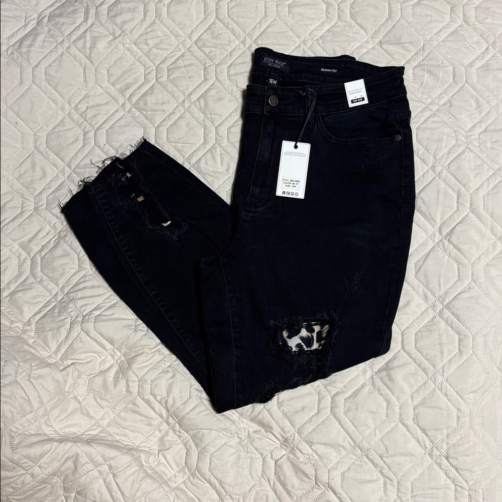 Judy Blue Charcoal Skinny Jeans
